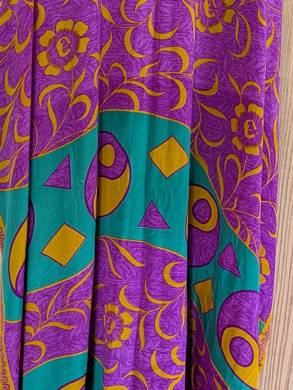Kantha Bae Silk midi muu - Picture 3 of 4